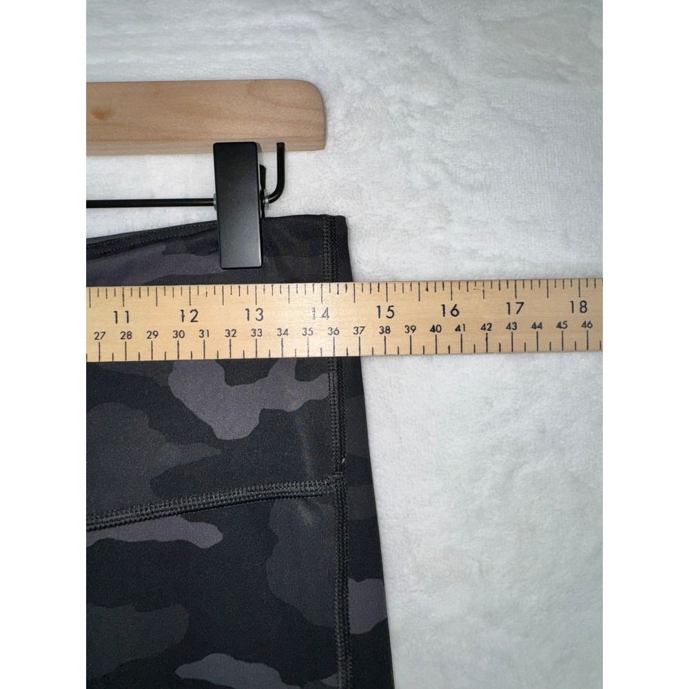 Athleta Ultimate Camo 7/8 Tight Gray Black High Rise Pocket Leggings Womens M - Picture 3 of 12
